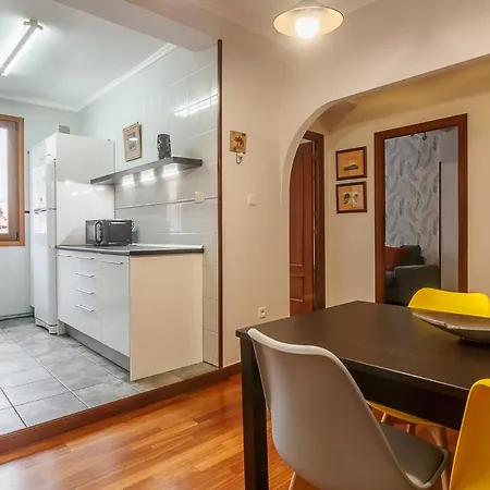 Vivienda Turistica En El Centro Reformada Con Wifi Apartman Bilbao