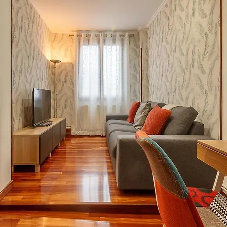 Vivienda Turistica En El Centro Reformada Con Wifi * Bilbao