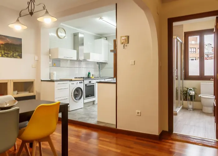 Vivienda Turistica En El Centro Reformada Con Wifi Бильбао